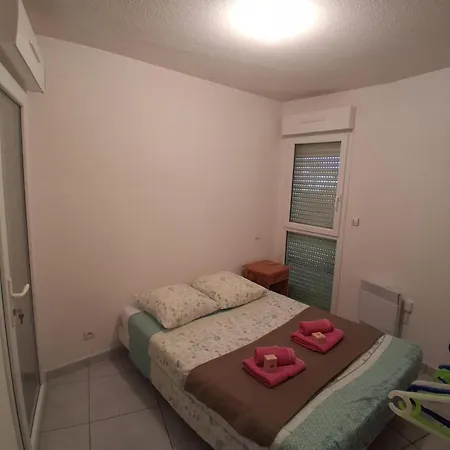 4 Pers-parking Range Hyper- Transport * אגדה