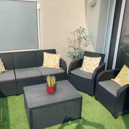 4 Pers-parking Range Hyper- Transport דירה